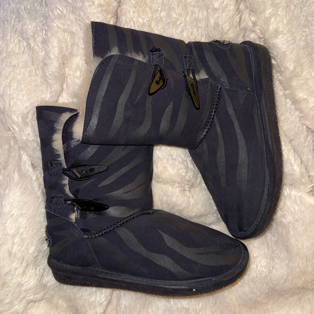 Bear Paw Boots sz 7